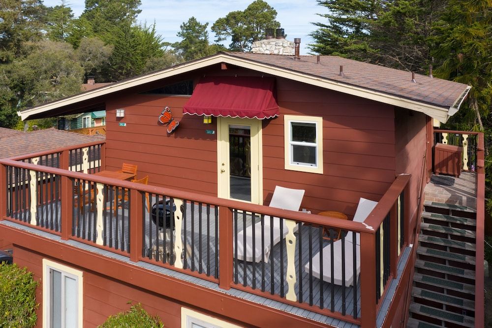 Andril Fireplace Cottages Luxury Studio, 1 King Bed with Sofa bed, Kitchen (1 King Bed) 4