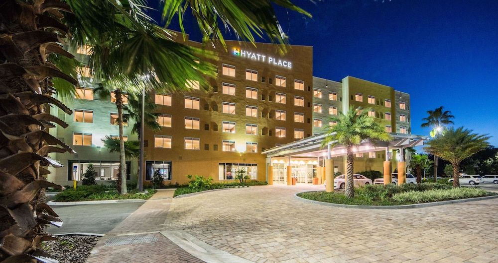 undefined Hyatt Place Orlando/Lake Buena Vista 3