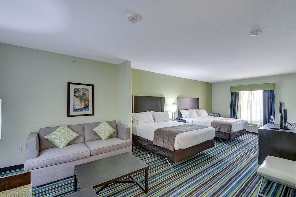 Suite, 2 Queen Beds, Accessible (Comm)