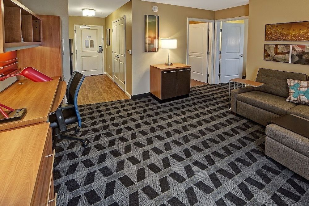 Suite, 2 Bedrooms (Mobility Accessible, Tub)