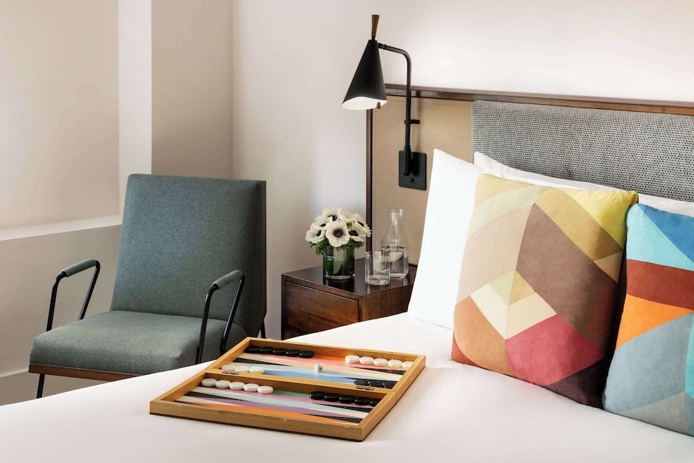 Hotel Seville Nomad, in the Unbound Collection by Hyatt Room, 1 Queen Bed 4