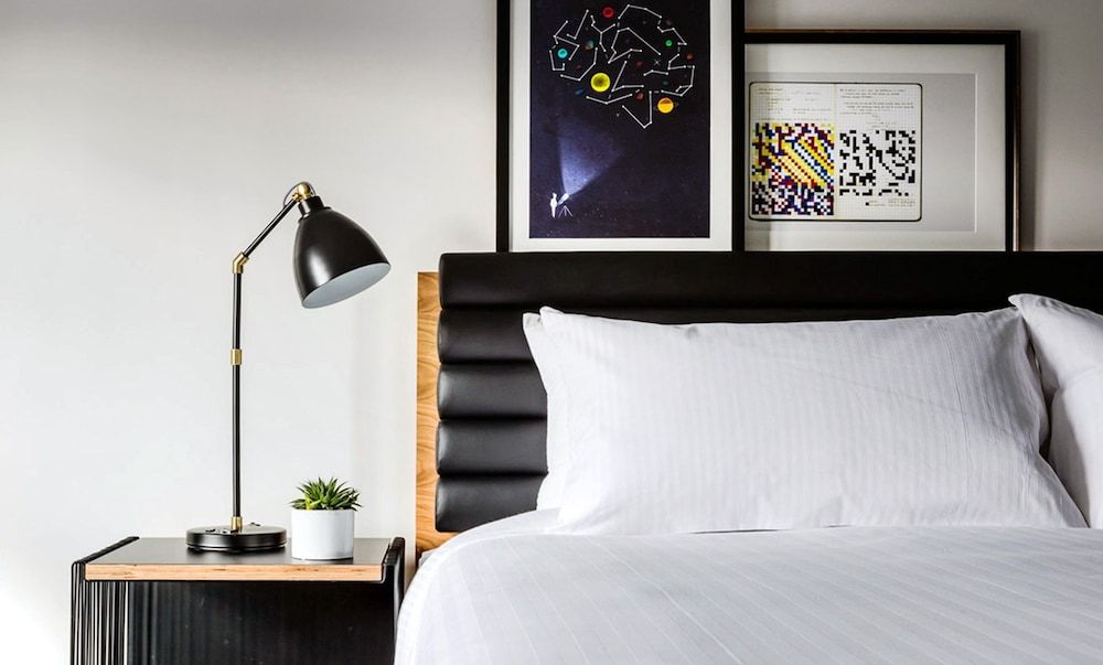 Deluxe Room, 1 King Bed