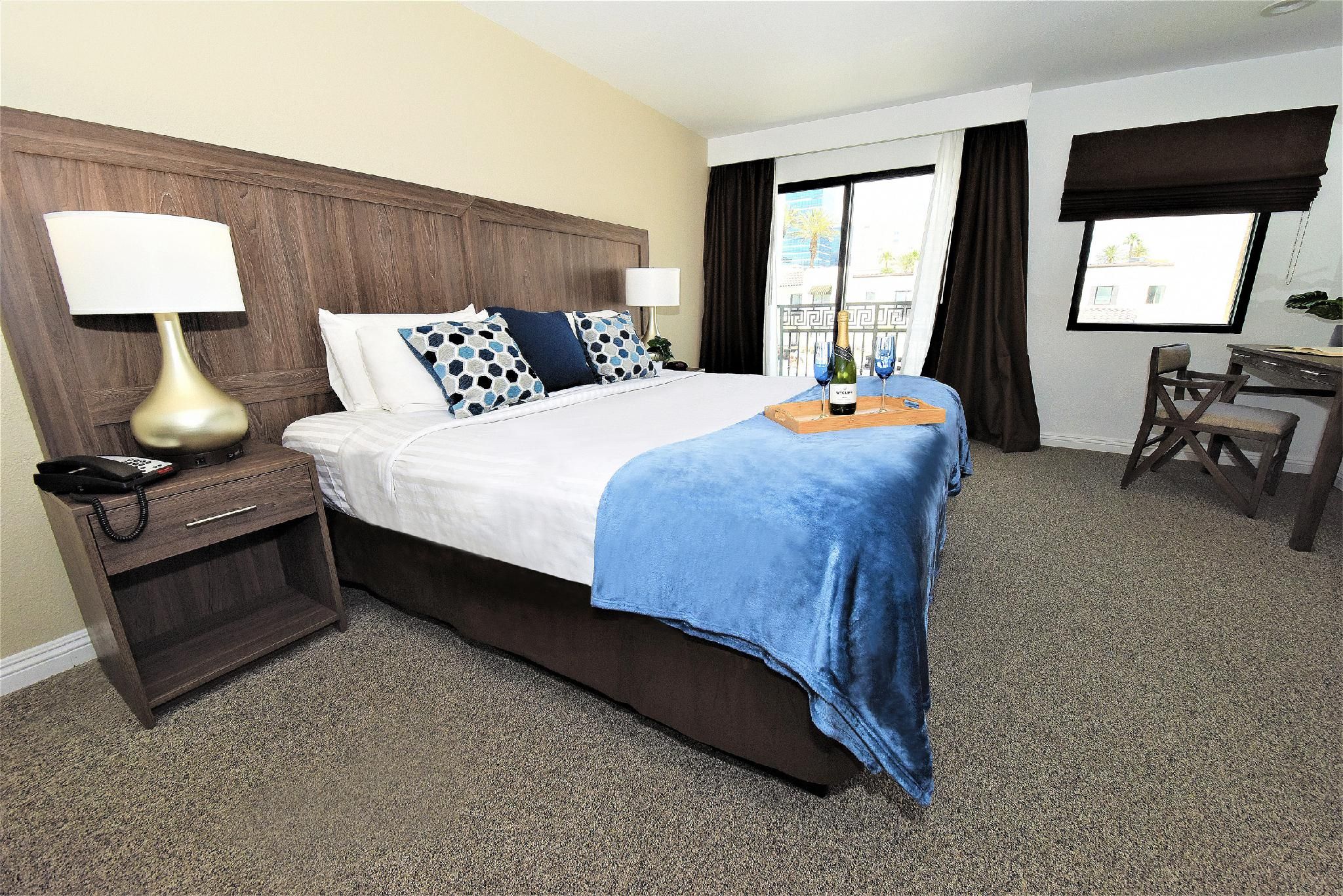 Serene Vegas Boutique Hotel Las Vegas Single King Room 4