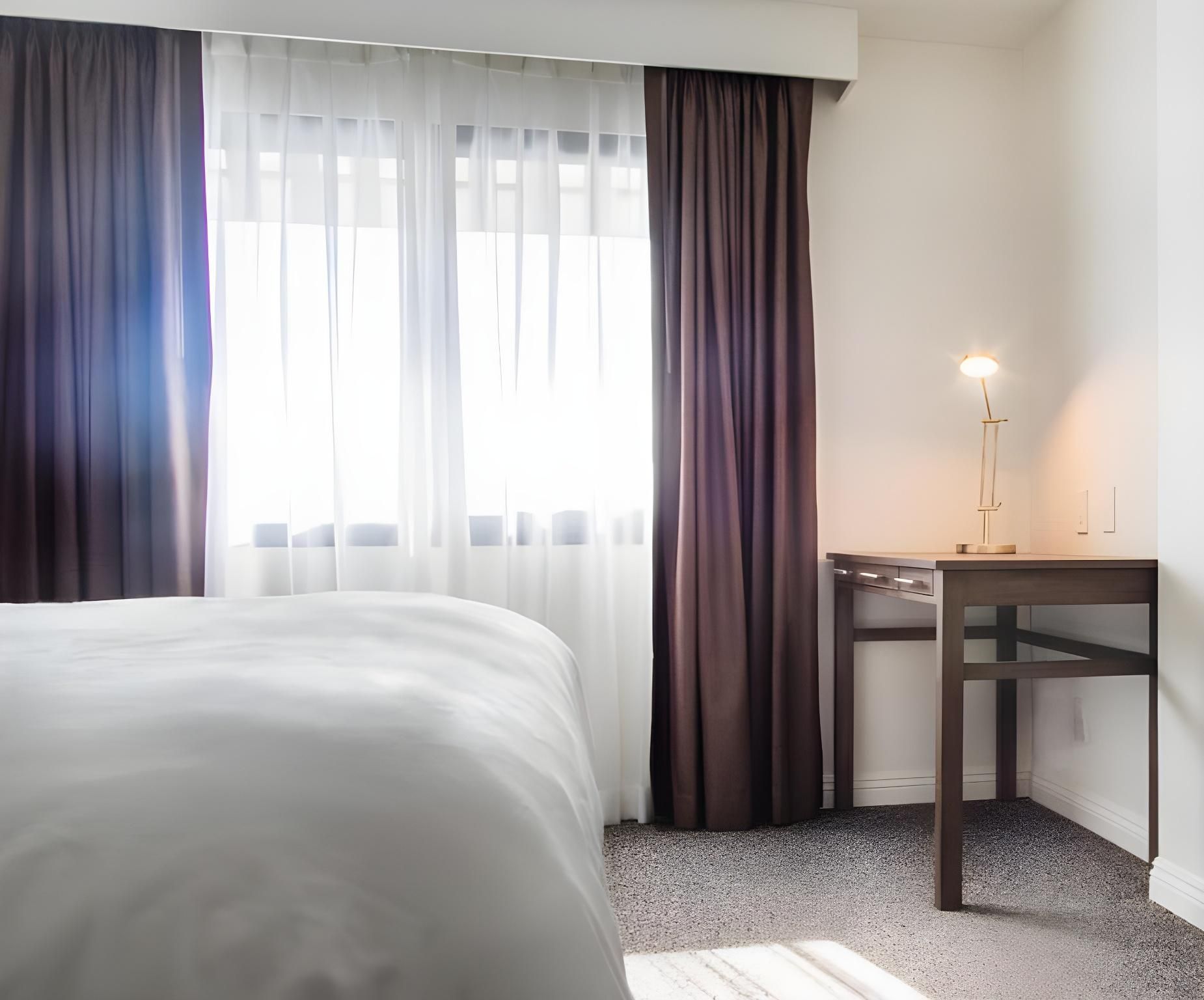 Serene Vegas Boutique Hotel Las Vegas Single King Room 8