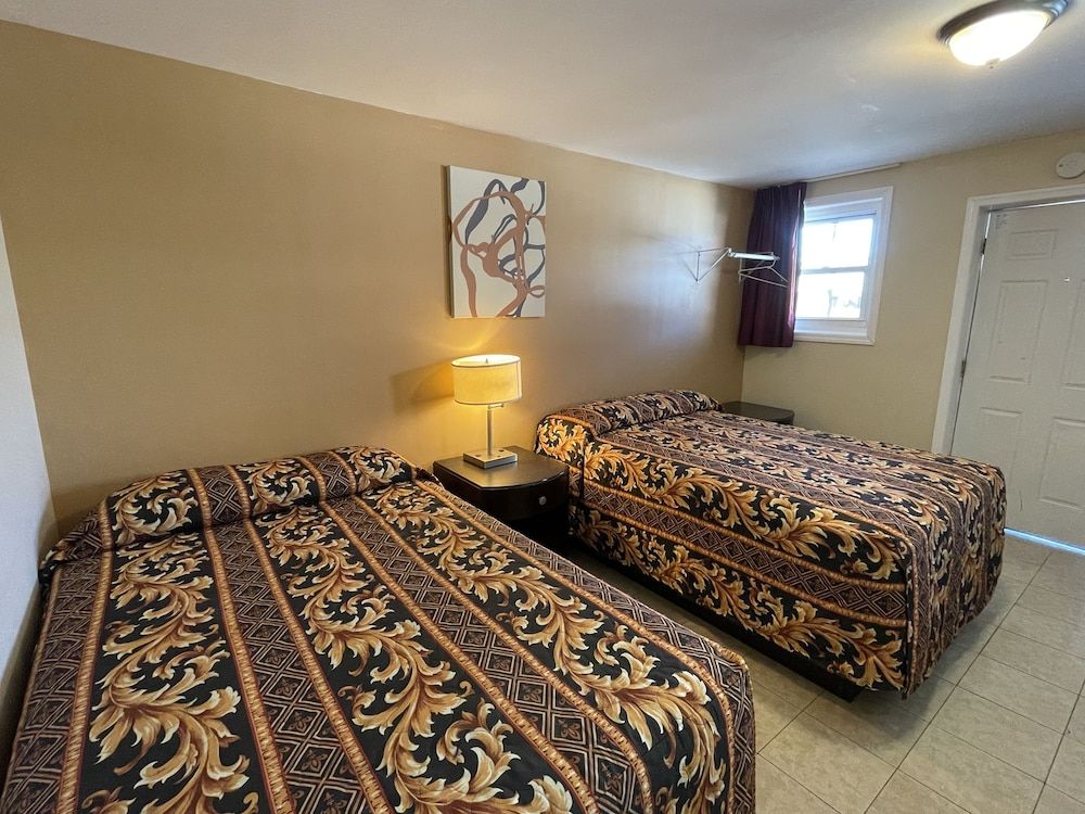Standard Room, 2 Double Beds, Non Smoking