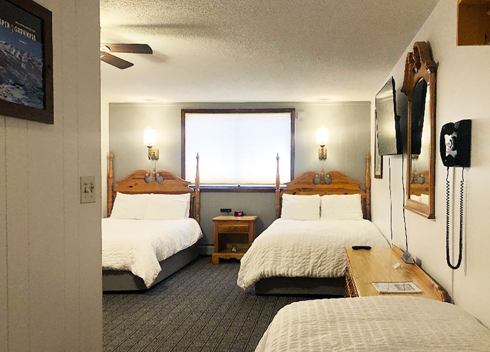 Tyrolean Lodge Low Floor Room 10