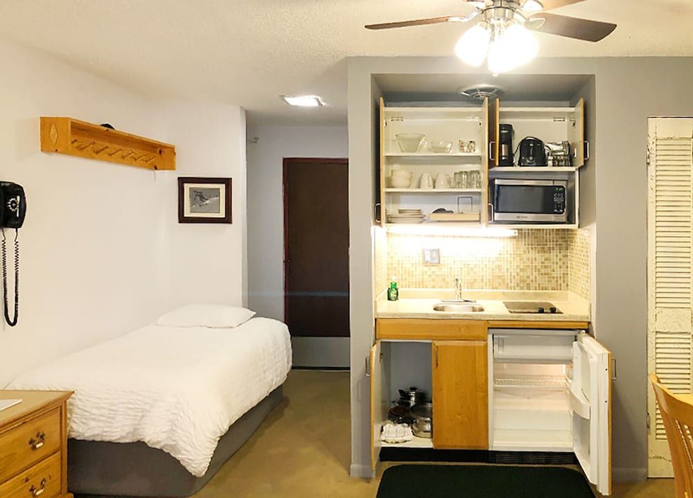 Tyrolean Lodge Low Floor Room 12