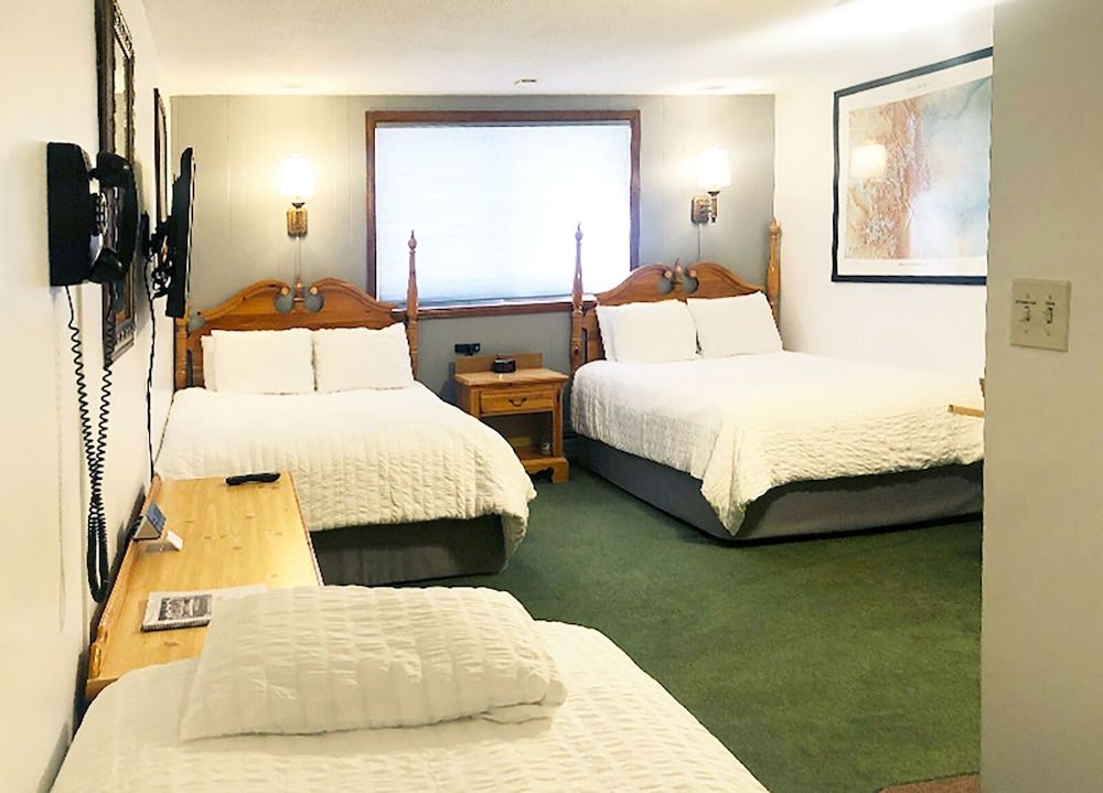 Tyrolean Lodge Low Floor Room 4