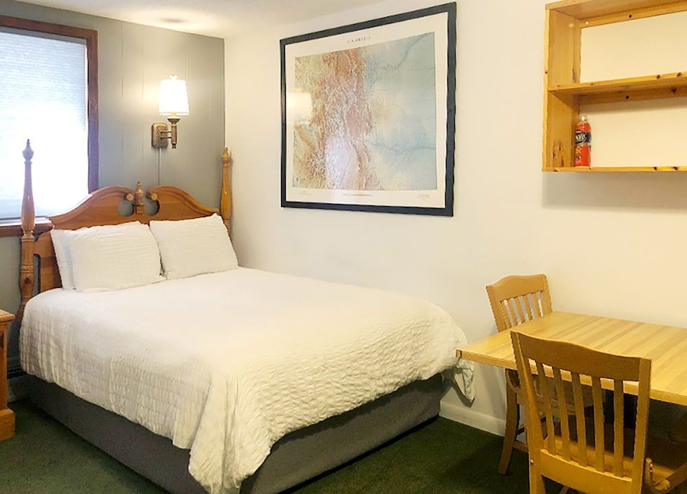 Tyrolean Lodge Low Floor Room 9