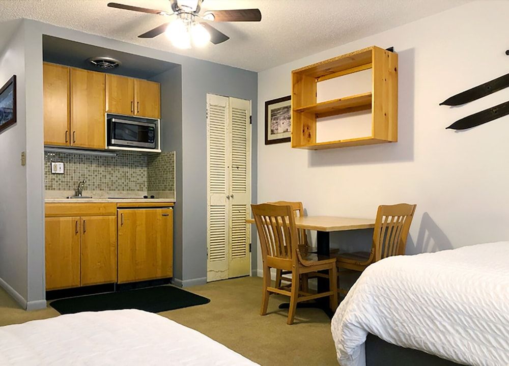 Tyrolean Lodge Low Floor Room 21