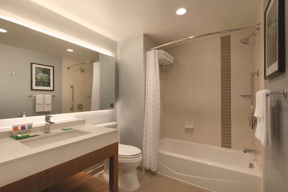undefined Hyatt Place Washington DC/Georgetown/West End 6