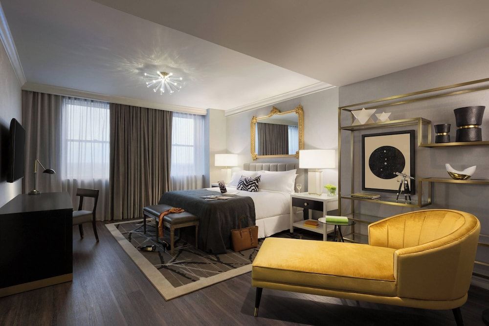 Hotel LeVeque, Autograph Collection Room, 1 King Bed 6