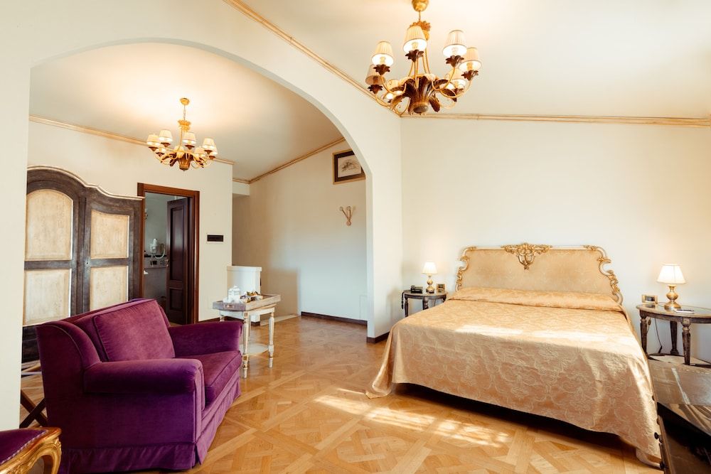 Palazzo Alexander Hotel Junior Suite 2