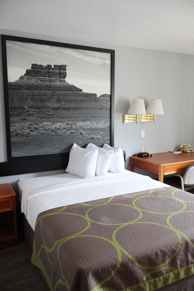 Room, 1 Queen Bed, Accessible, Non Smoking (Mobility Accessible)