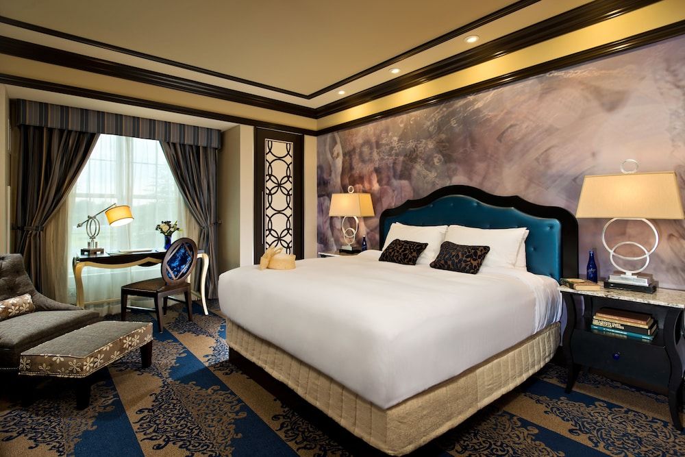 Saratoga Casino Hotel Deluxe Room, 1 King Bed, Non Smoking