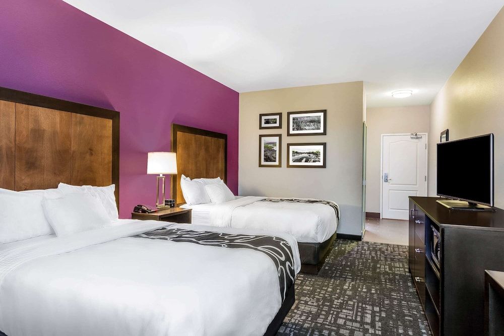 Room, 2 Queen Beds, Non Smoking