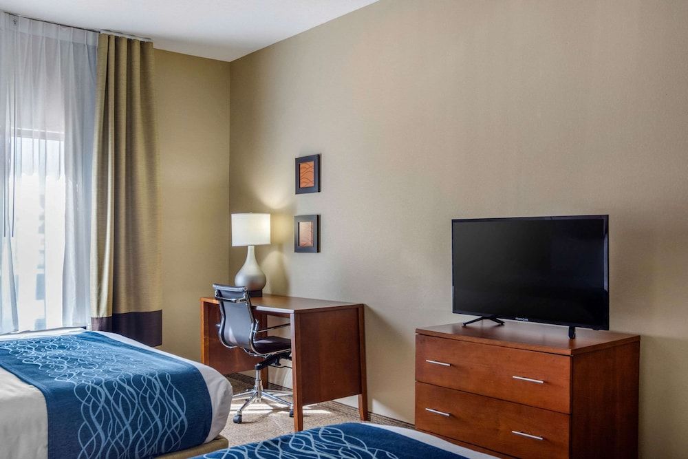 Standard Room, 2 Queen Beds, Non Smoking