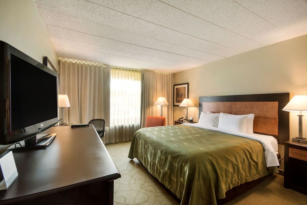 Standard Single Room, 1 King Bed, Non Smoking