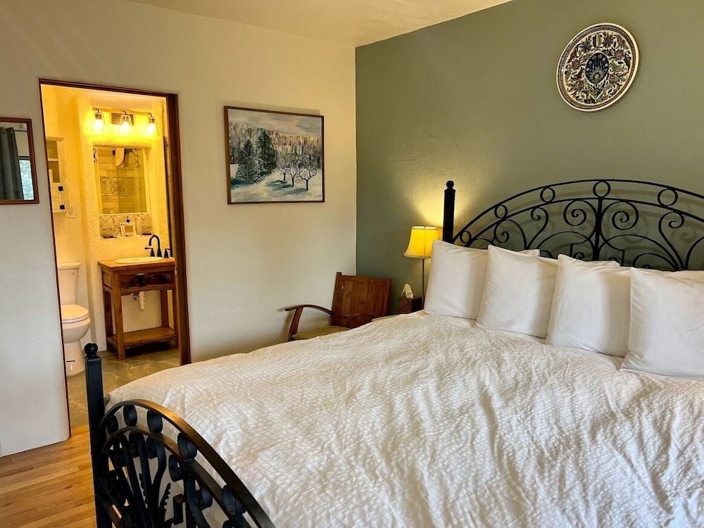 Santa Fe Bed & Breakfast