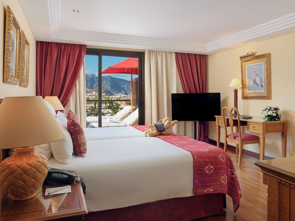 Suite (Penthouse)
