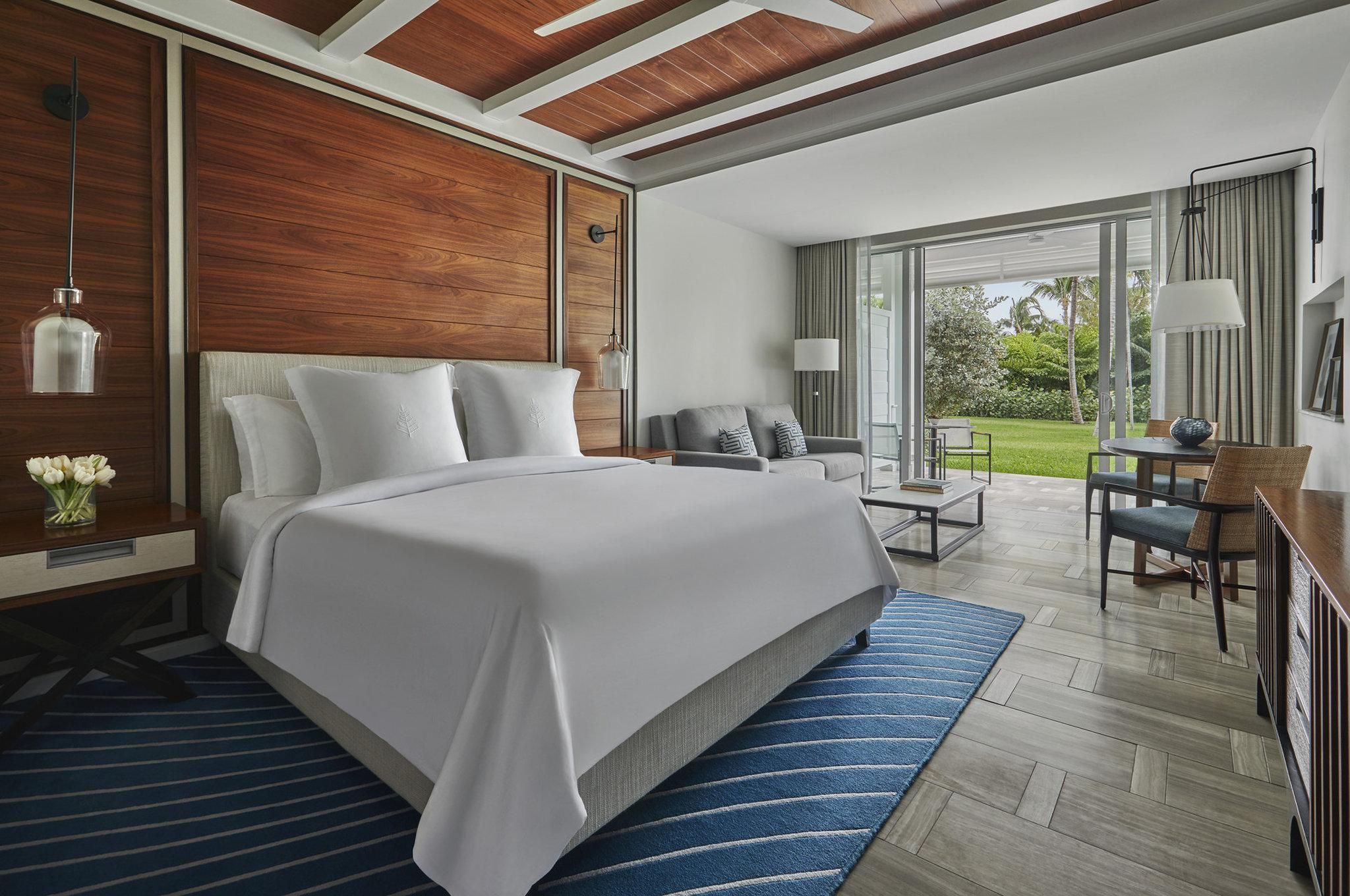 Garden View Room king bed