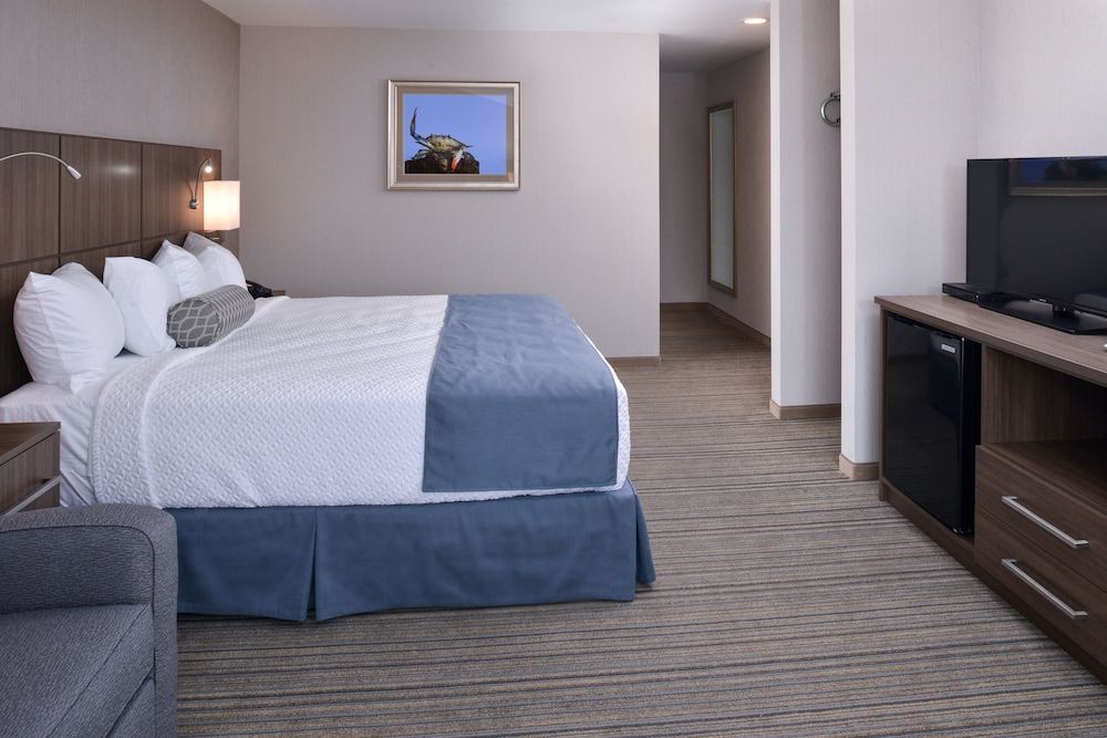 Deluxe Room, 1 King Bed, Balcony