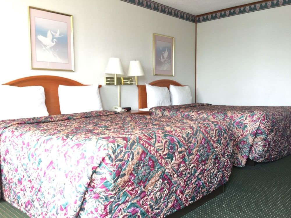 Double Room 2 Double Beds Smoking
