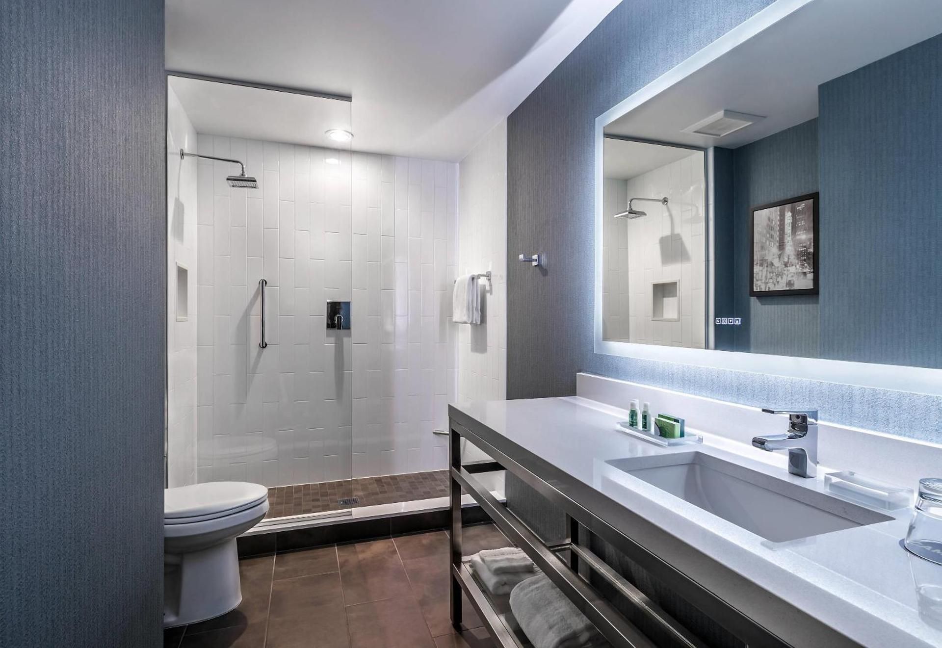 undefined Cambria Hotel Chicago Loop - Theatre District 5