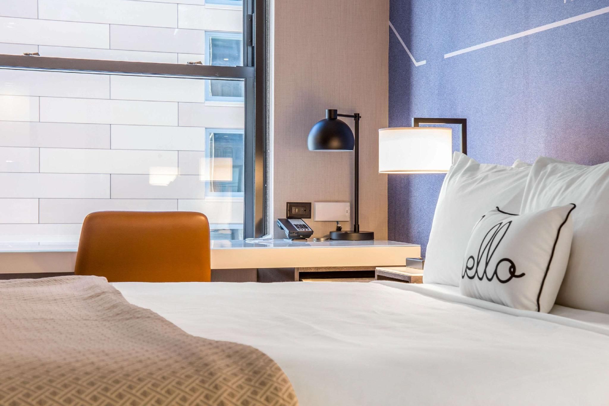 undefined Cambria Hotel Chicago Loop - Theatre District 10