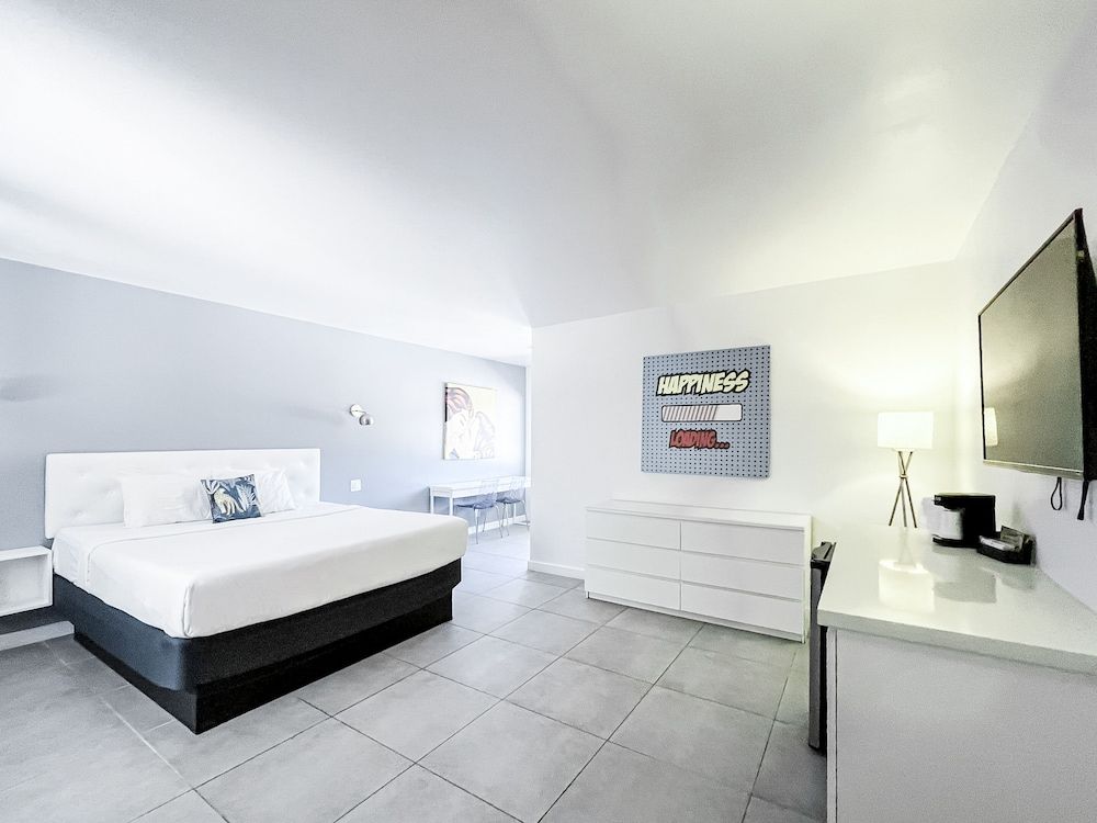 undefined Royal Palms Resort & Spa 2