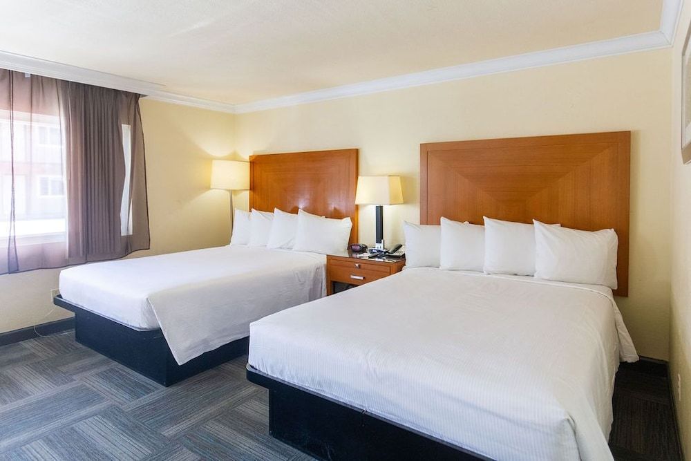 undefined Inn at San Luis Obispo 9