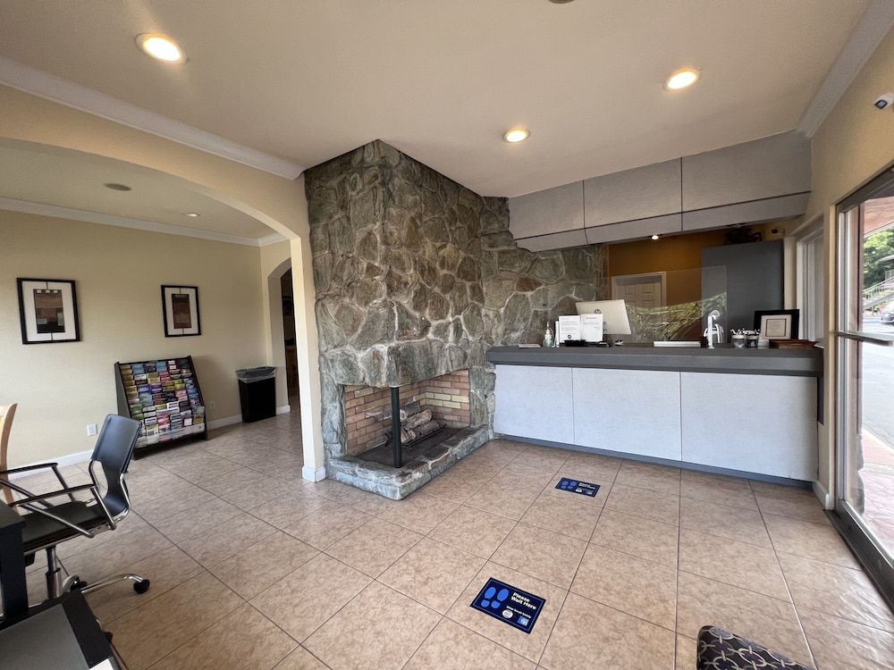 undefined Inn at San Luis Obispo 6