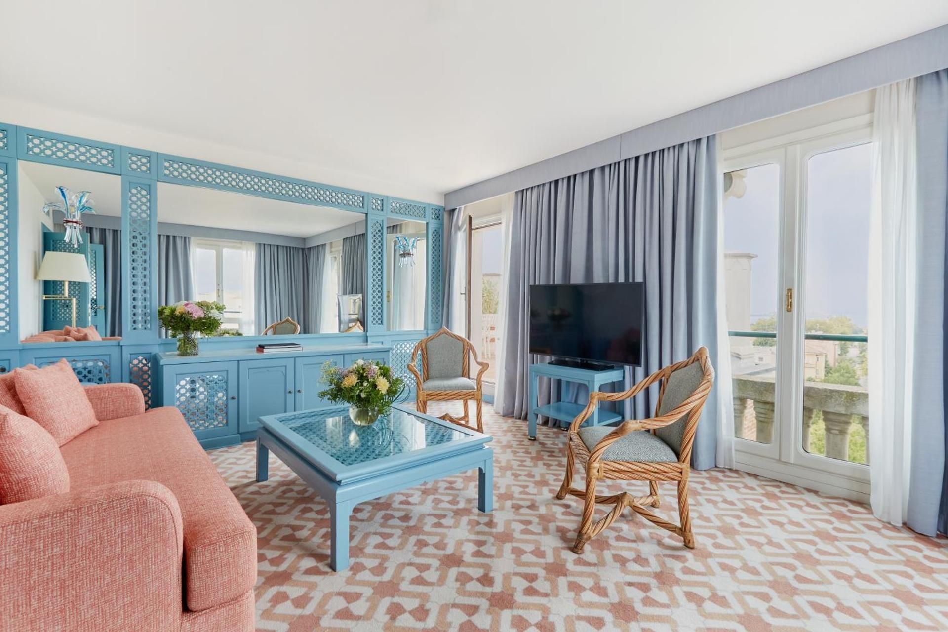 undefined Hotel Excelsior Venice 2