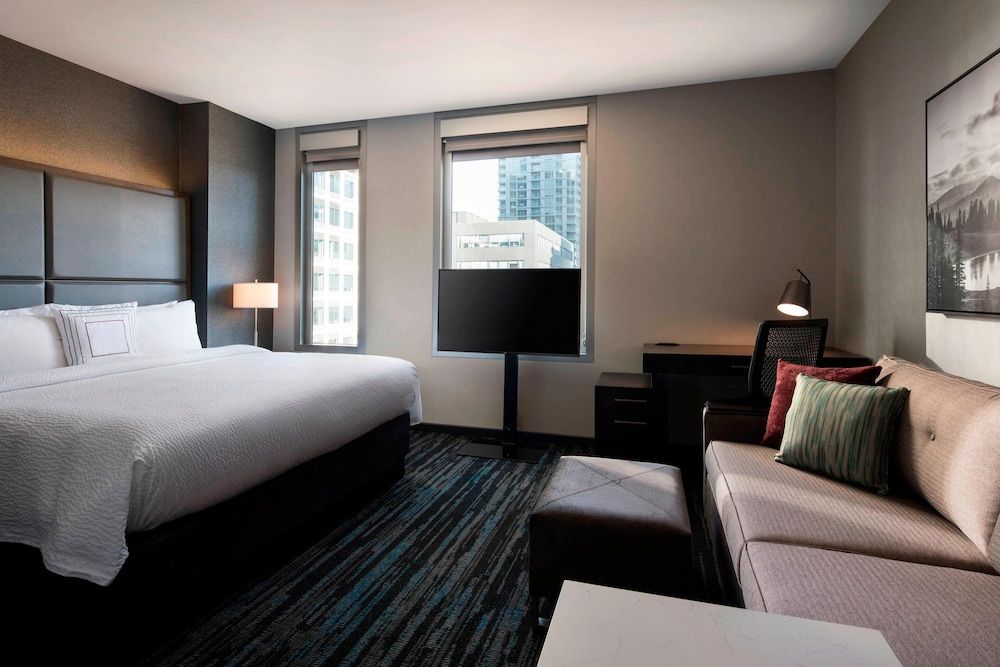 Residence Inn by Marriott Seattle Downtown/Convention Center Standard Studio Suite, 1 King Bed with Sofa bed 2