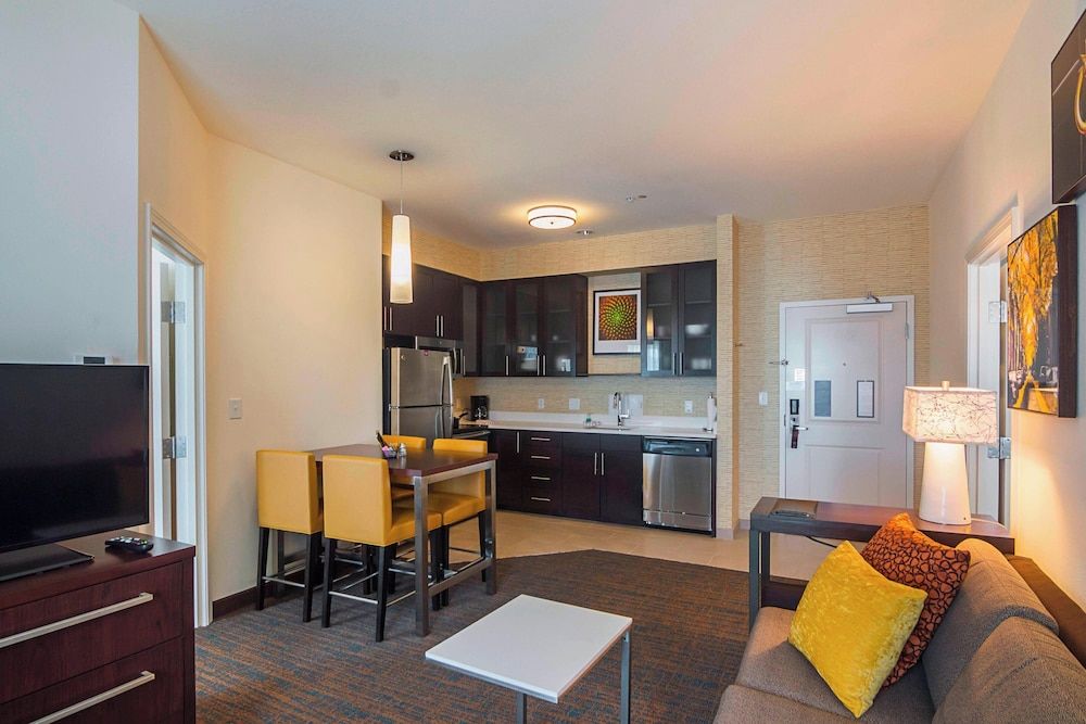 Suite, 2 Bedrooms