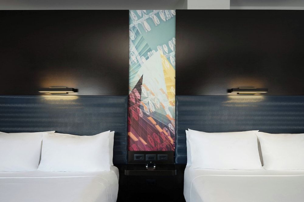 Room, 2 Queen Beds (Hearing Accessible)