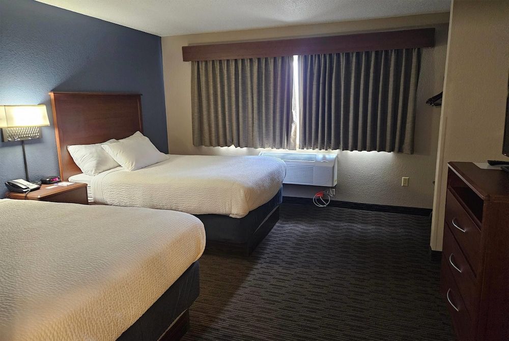Suite, Multiple Beds, Non Smoking (Two-Bedroom)