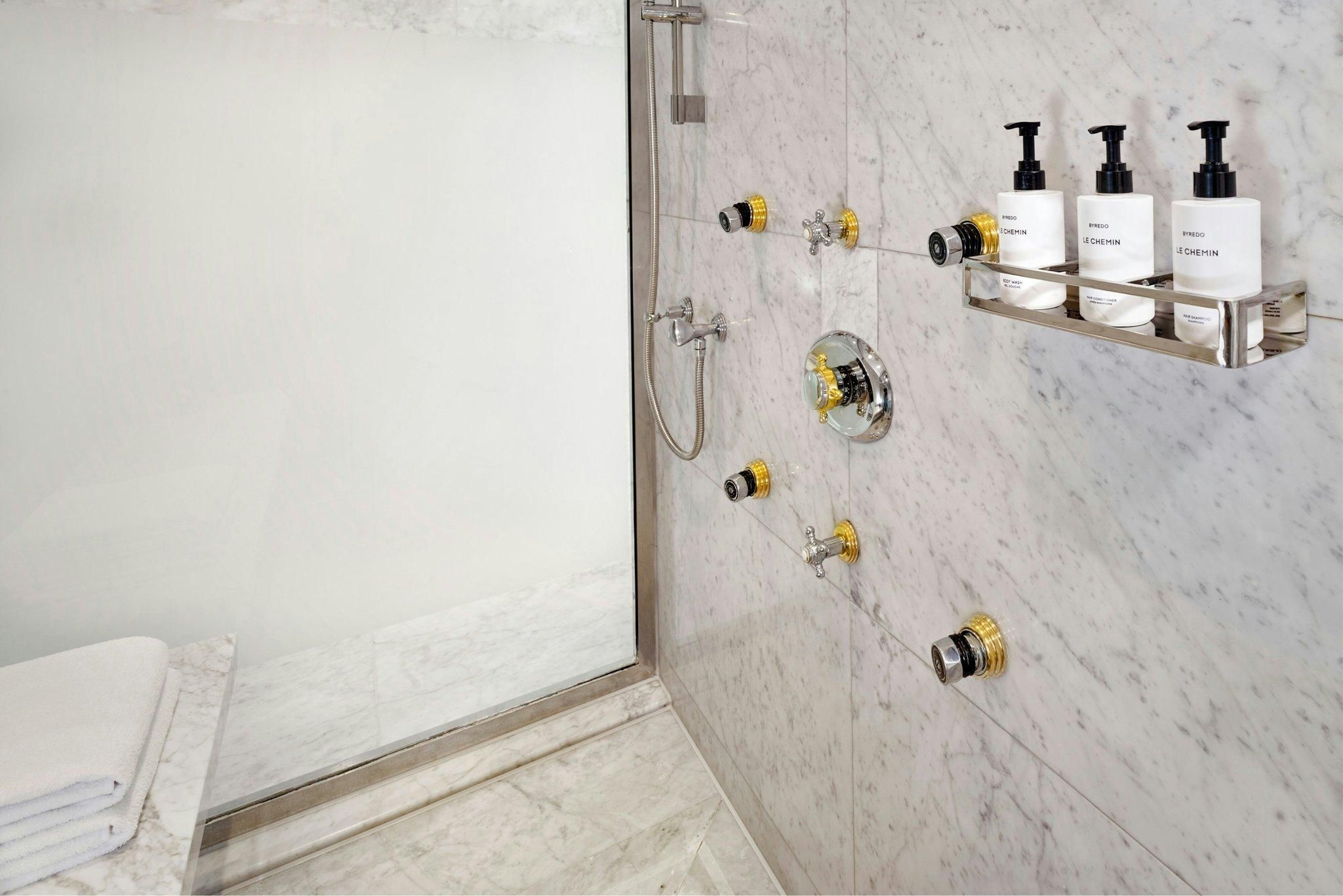 Penthouse Suite, 1 Bedroom Penthouse Suite, 1 King, Hyde Park View, Butler Service, High Floor