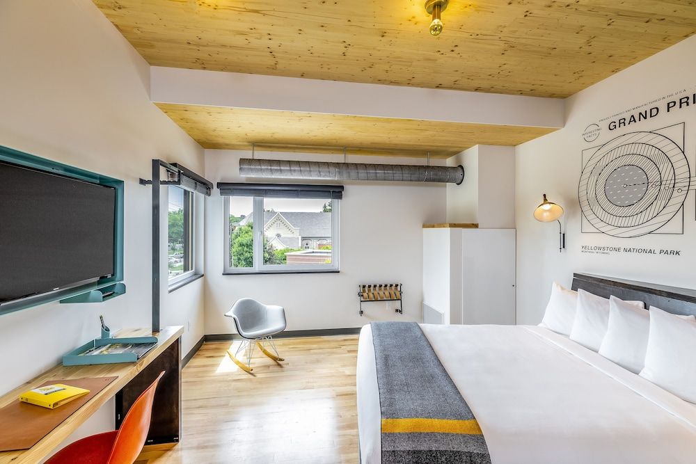 The LARK Bozeman Standard Room, 1 King Bed (West King) 2