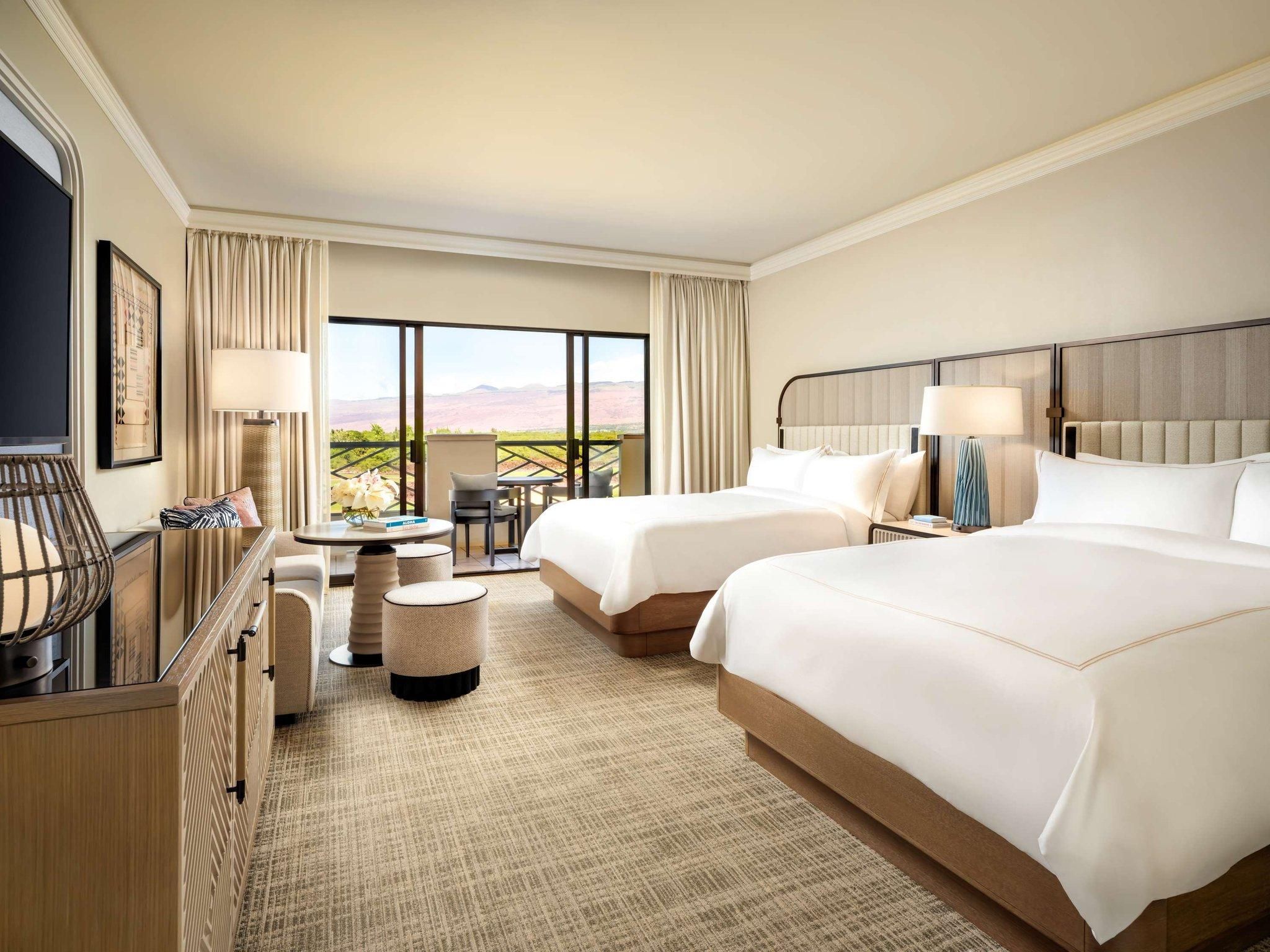 Fairmont Gold Queen/Queen, Premium Ocean View 522Sf/48 Sm