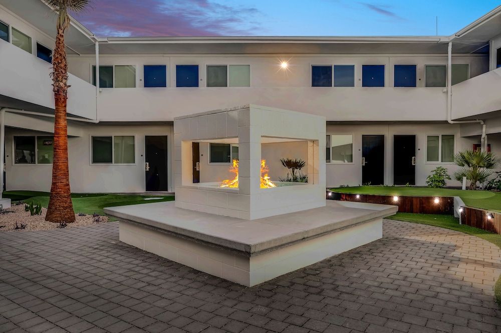 undefined Downtowner Boutique Hotel 3