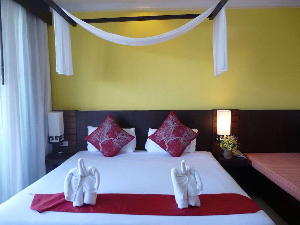 Apasari Krabi Deluxe Room 3