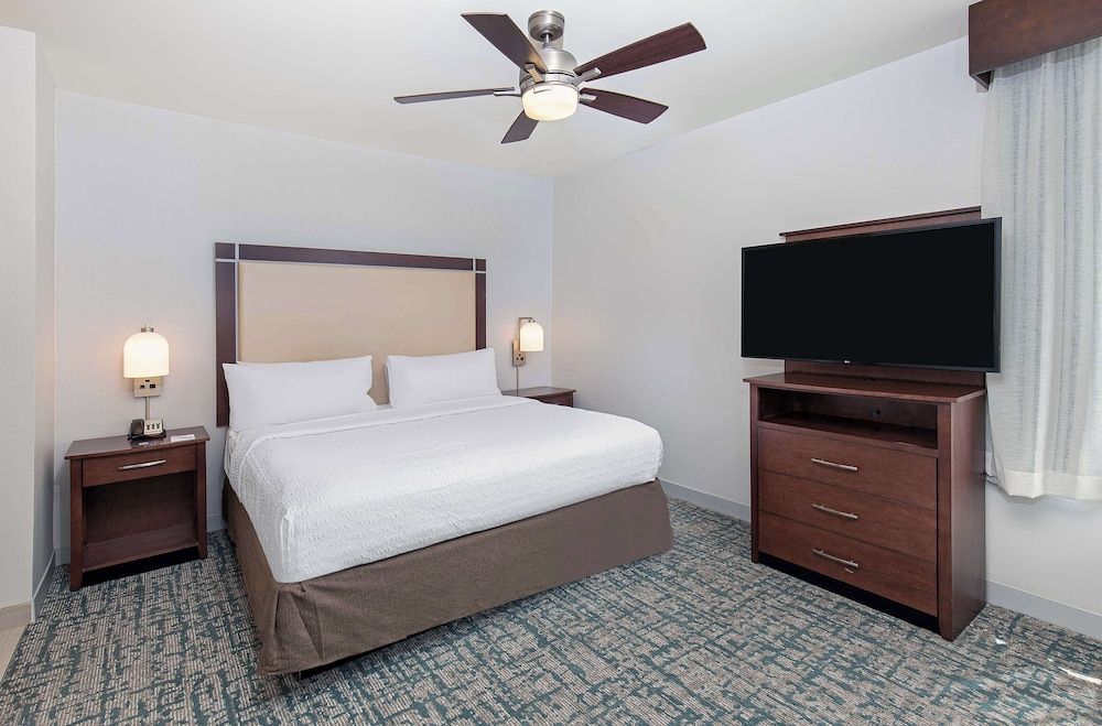undefined Homewood Suites by Hilton Atlanta / Perimeter Center 4