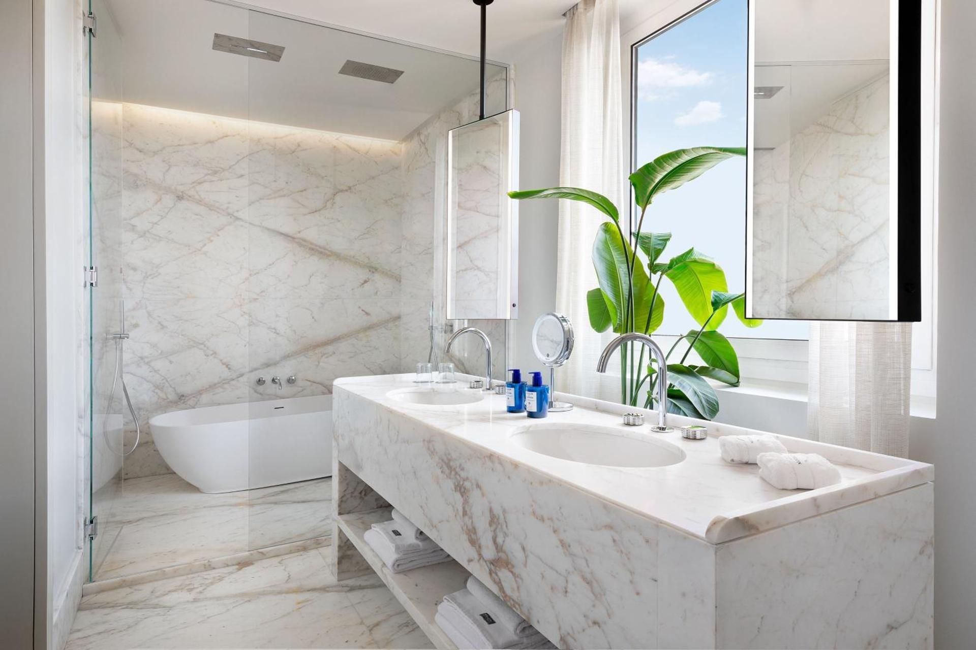 Presidential Suite, 1 Bedroom Suite, 1 King, Terrace, Whirlpool