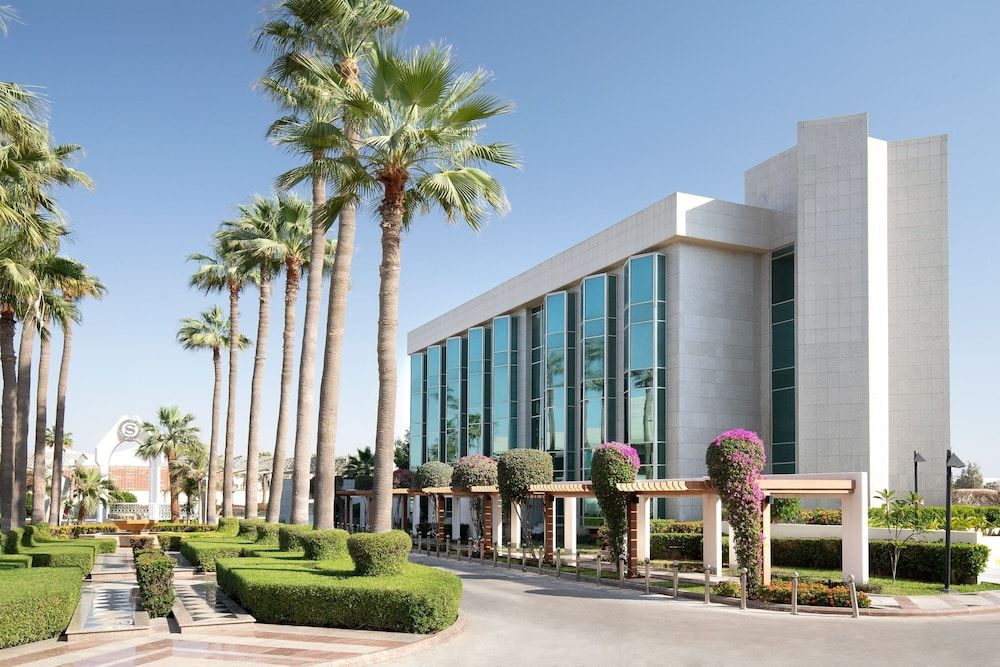 undefined Sheraton Jeddah Hotel - Saudi Brothers Commercial Company Branch 3