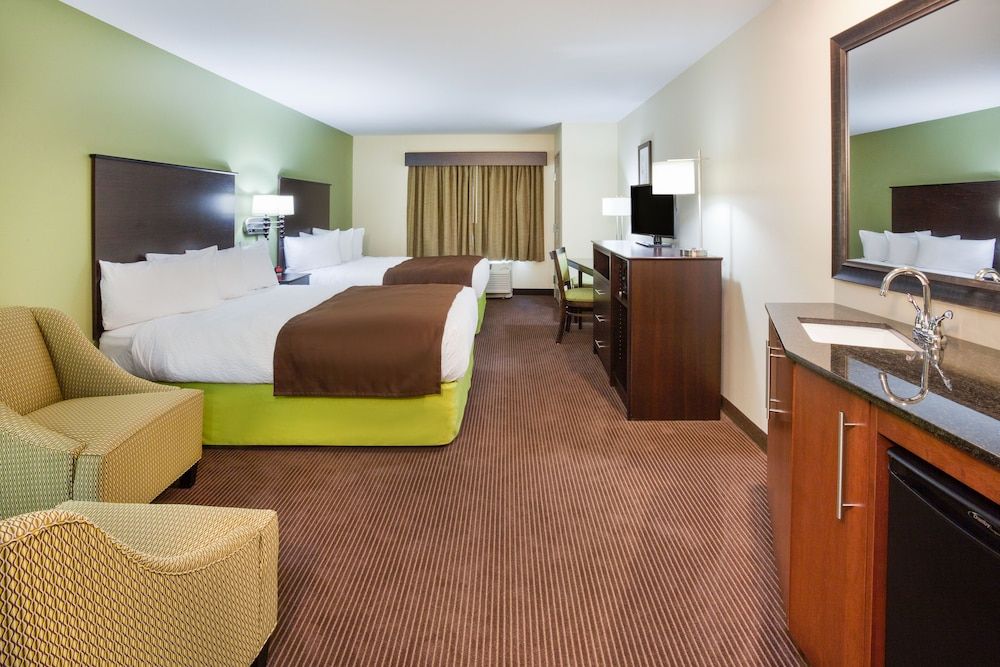 Deluxe Room, 2 Queen Beds, Non Smoking