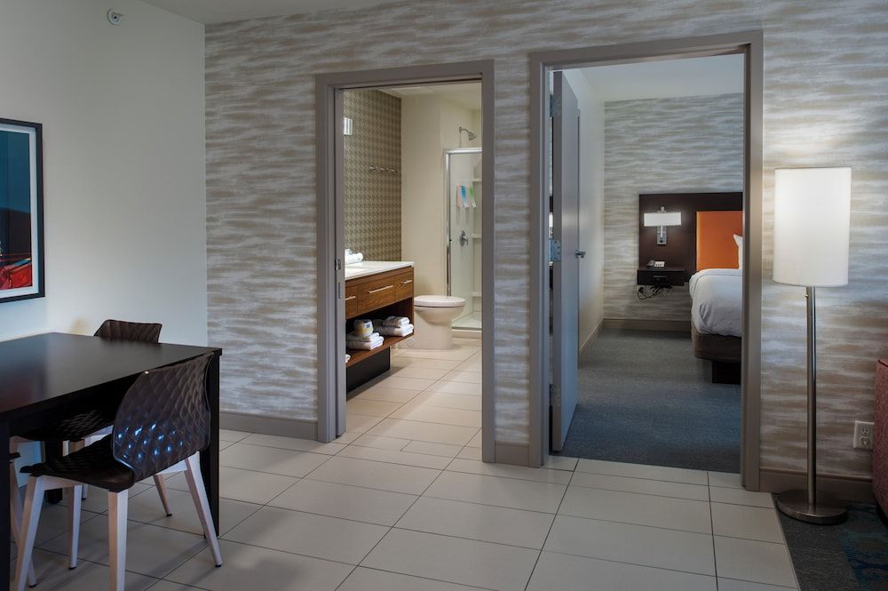 Suite, Accessible, Non Smoking (Hearing Impaired)