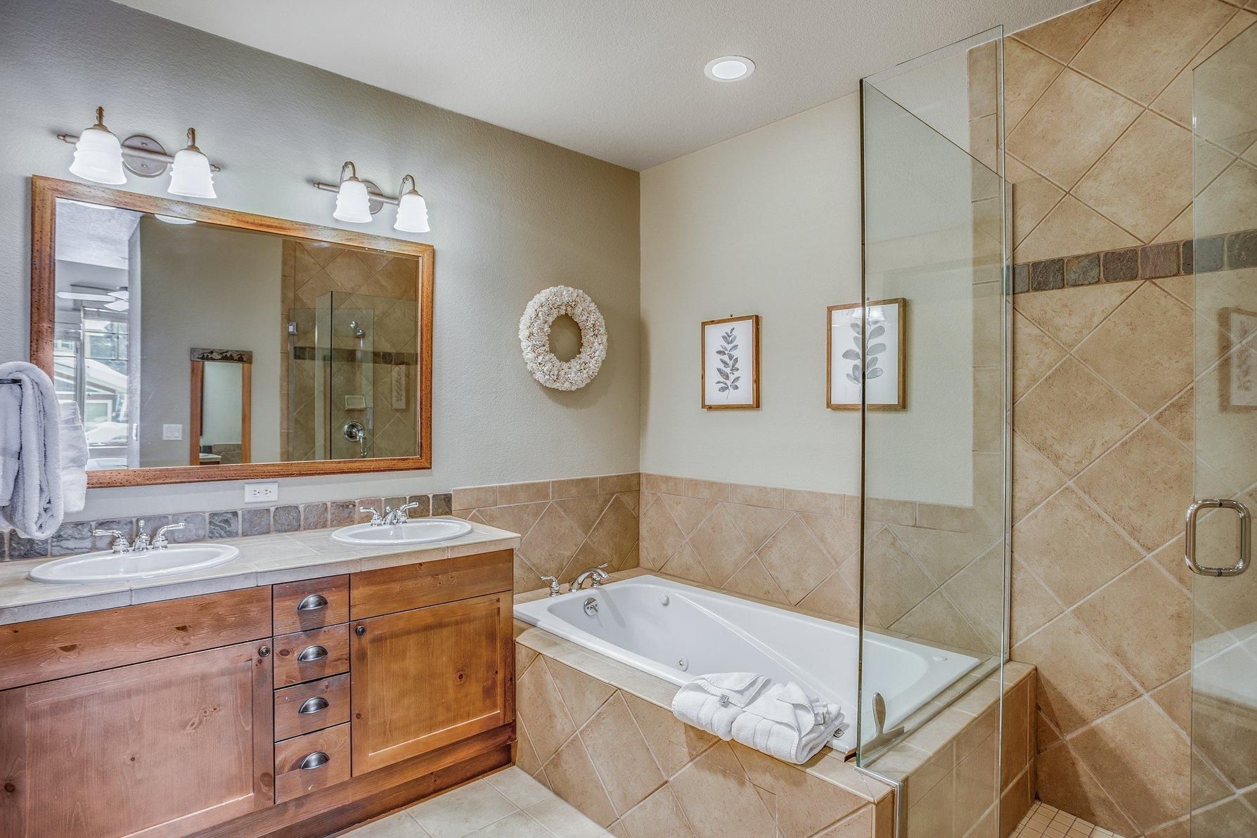 Settlers Creek | 3 Bedroom 2 Bath Condominium