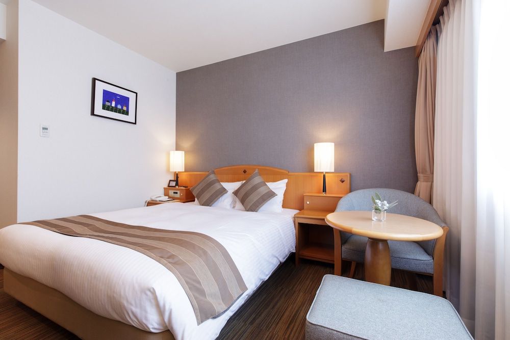 Superior Double Room, 1 Queen Bed, Park View, Non Smoking (24 sqm)