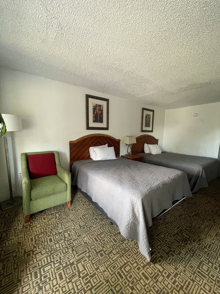 undefined Ambassador Inn 10